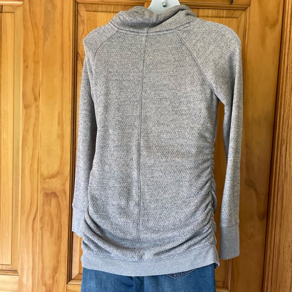 Maternity sweatshirt - Picture 5 of 6